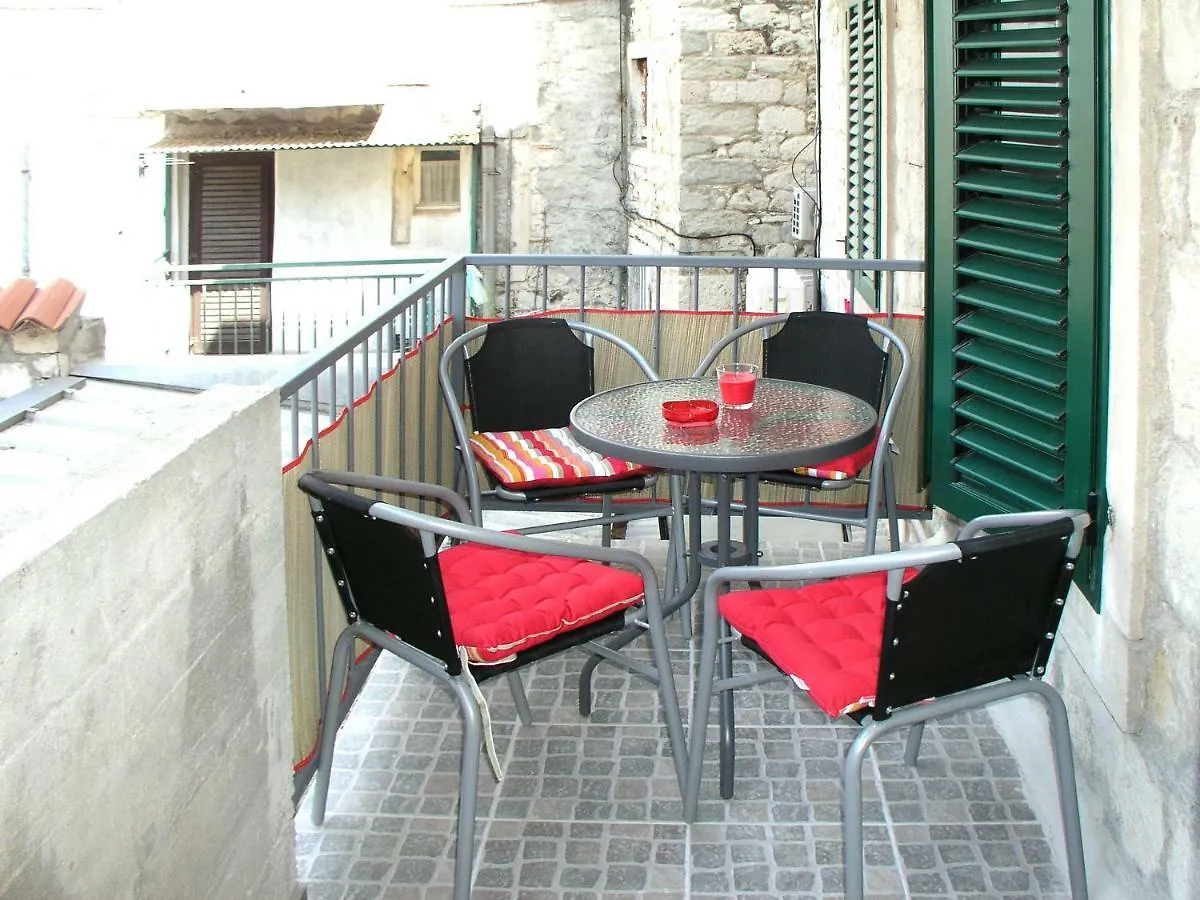 Apartmani Klara I Gracia Сплит